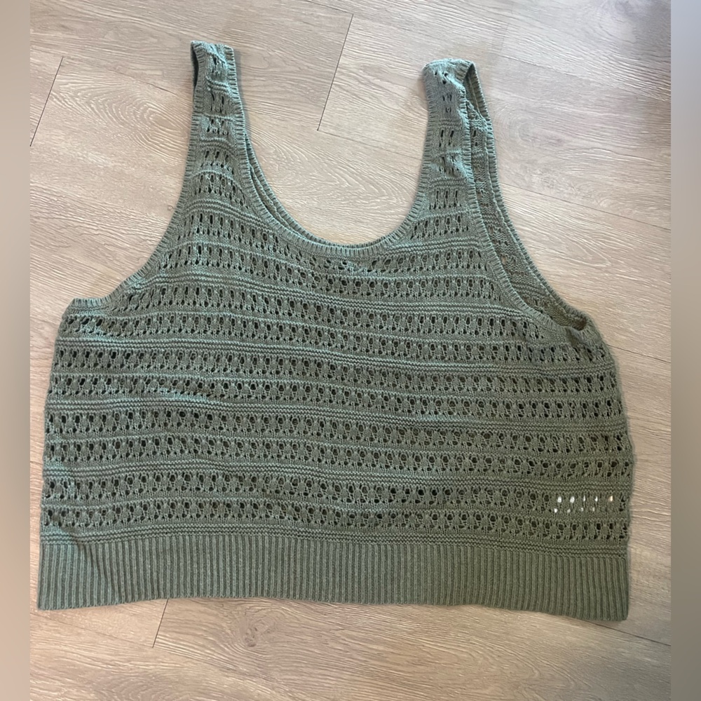 Old Navy crop top 3XL